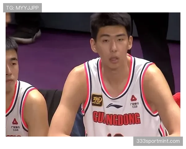 广州队近期状态持续低迷，连续三场比赛未能取胜，球队防守体系明显暴露短板